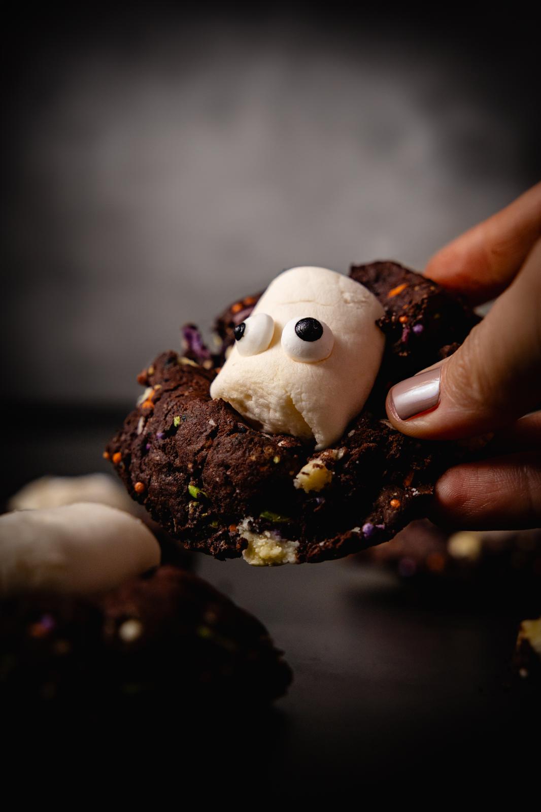 Trio of Delights: Gourmet Cookie Gift Box